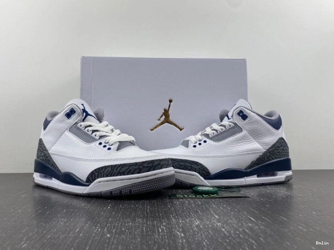 Boostmaster lin CT8532-140 Midnight Jordan Navy 3 Air 0705